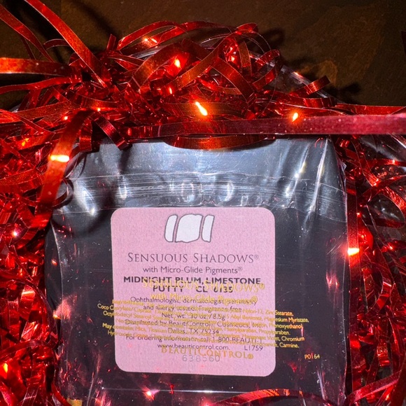 BeautiControl Eye Shadow Trio - Picture 2 of 6